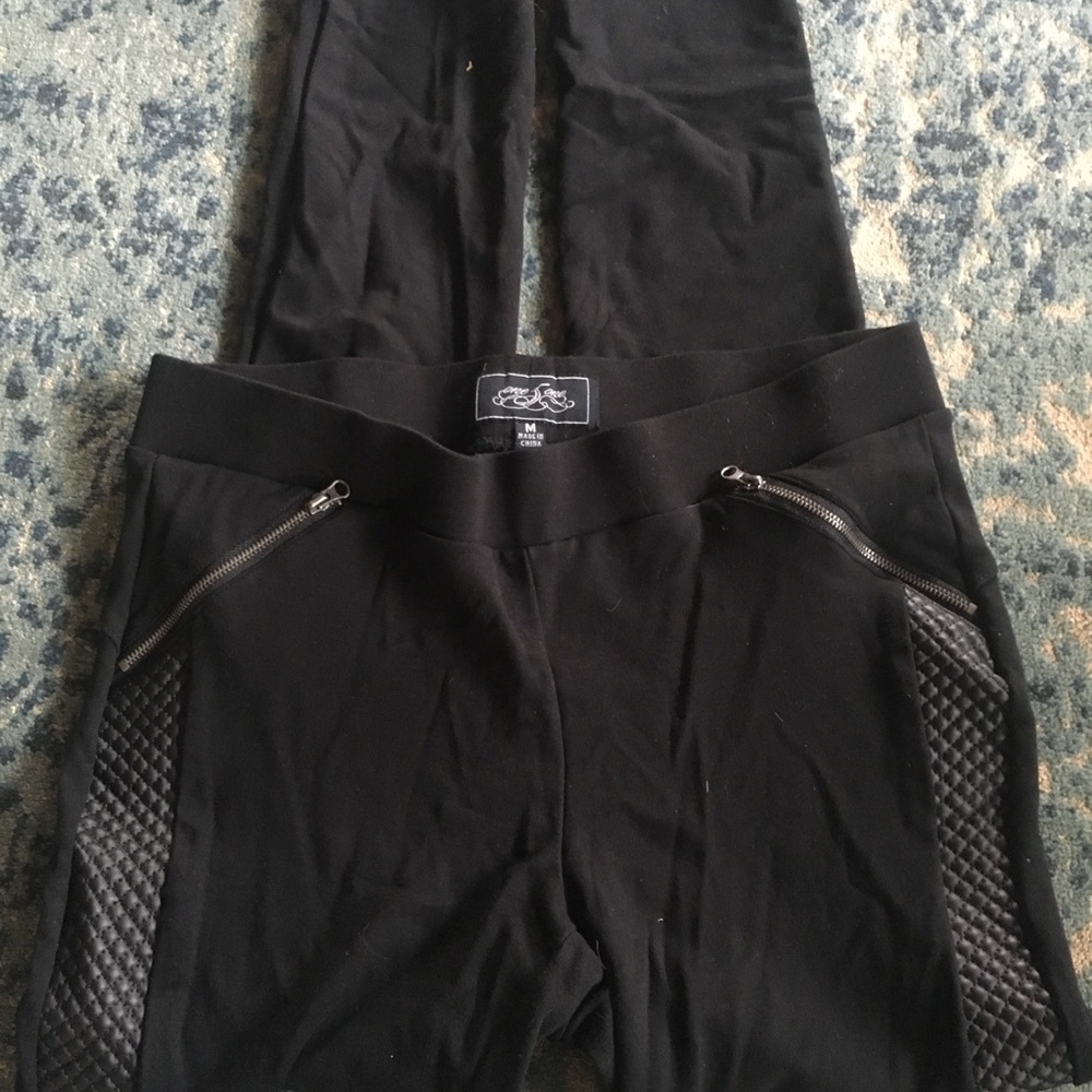 One 5 One black leggings